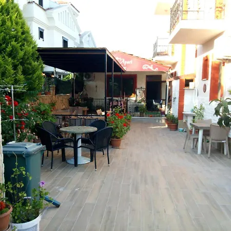 Aparthotel Arcadia *